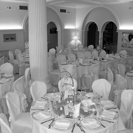 Hotel Villa Castellani Мольяно Экстерьер фото