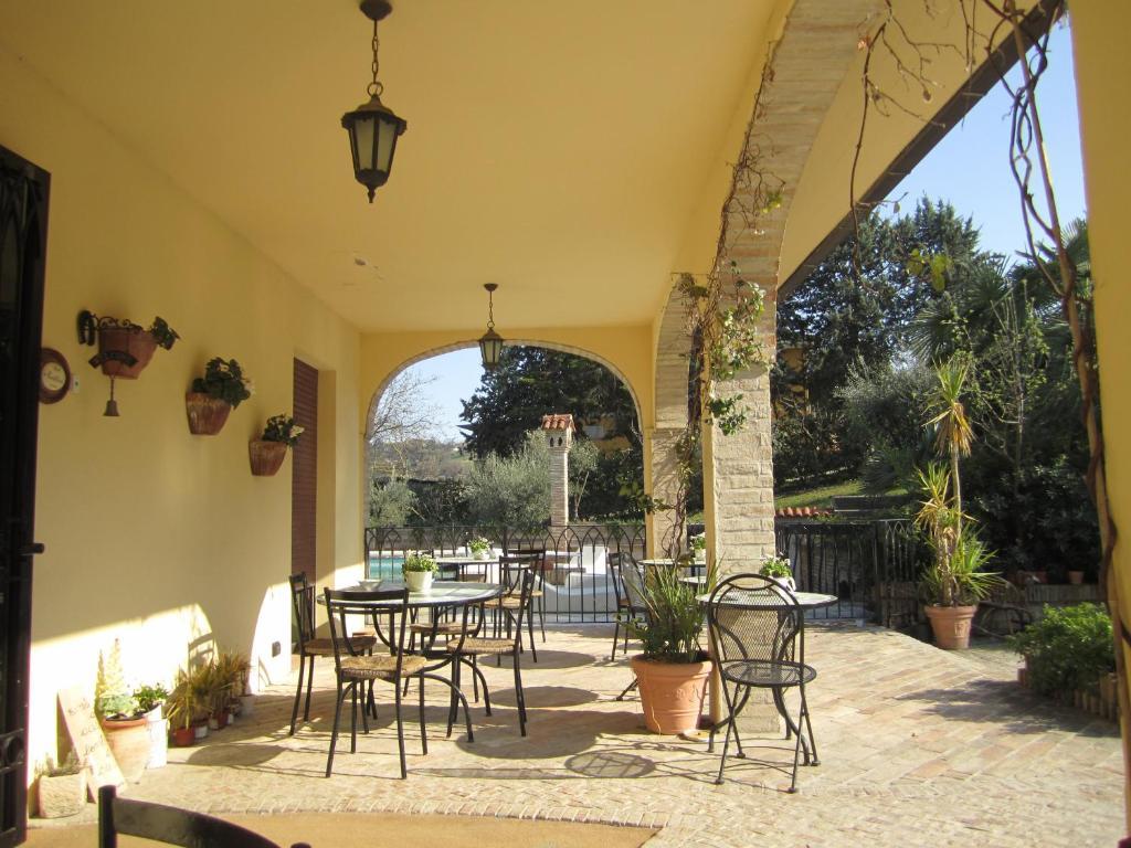 Hotel Villa Castellani Мольяно Экстерьер фото