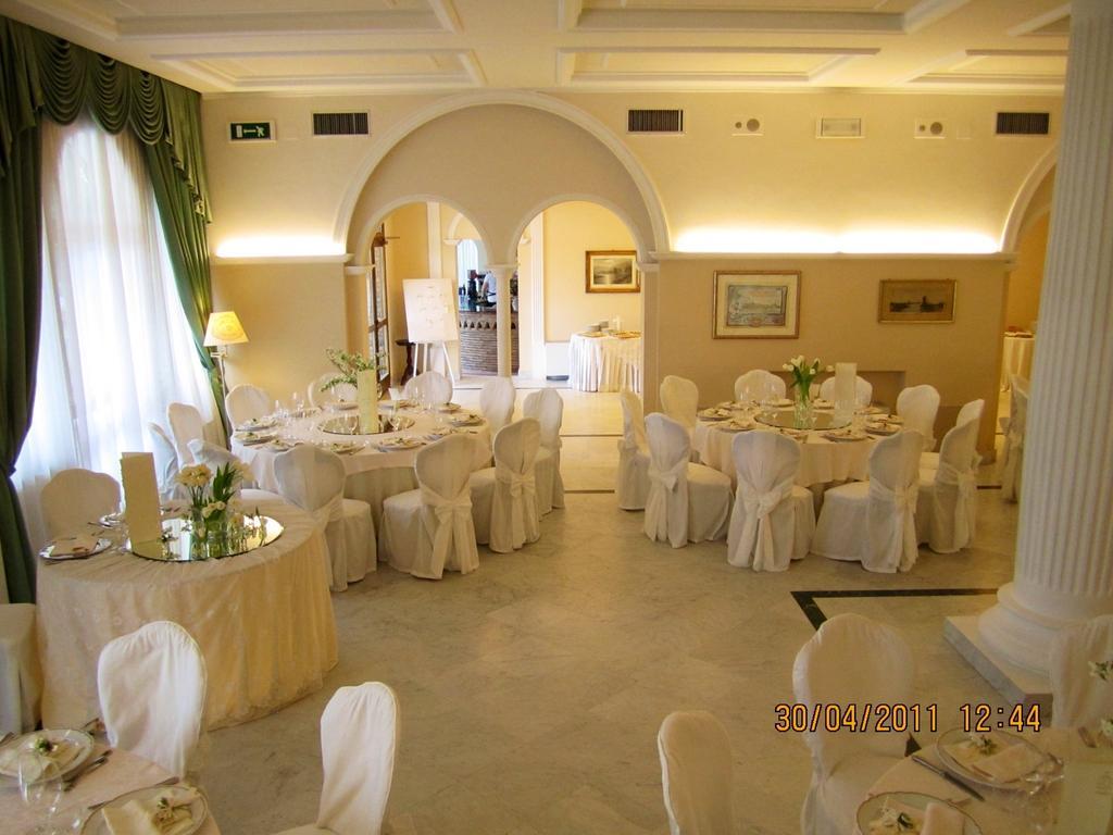Hotel Villa Castellani Мольяно Экстерьер фото