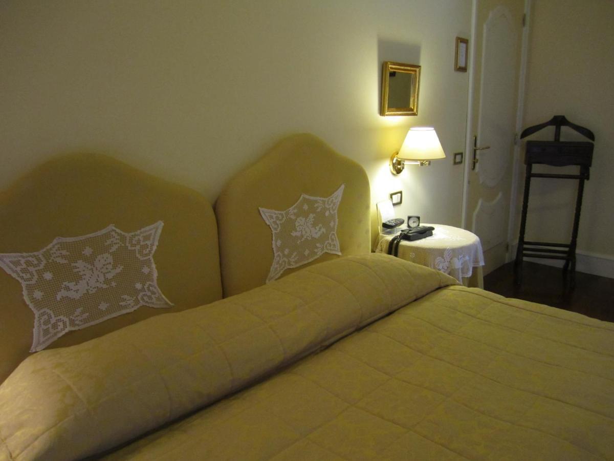 Hotel Villa Castellani Мольяно Номер фото